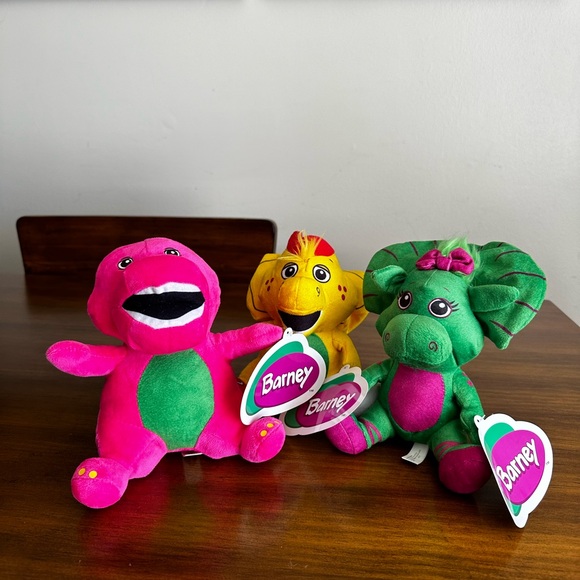 Barney and Friends Plushies Set Baby Bop and DJ - Picture 1 of 5